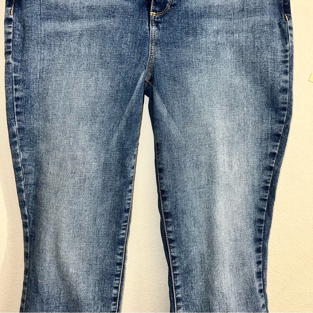 Talbots Jeans Womens 8 Blue Jegging Crop Stretch Denim Cotton Blend‎ Whiskers - Picture 6 of 16